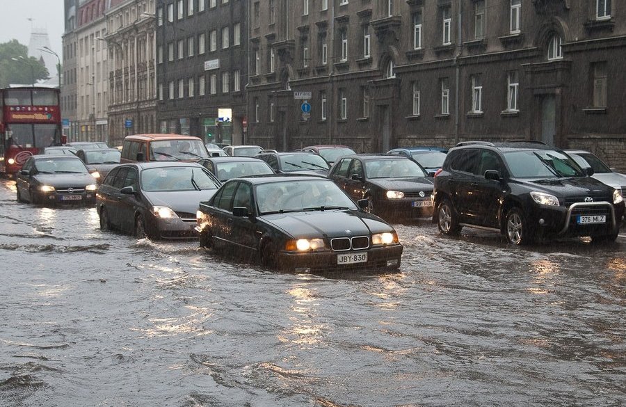 СМОТРИ, какие улицы в Таллинне затопило дождем<br>Foto: Tanel Meos